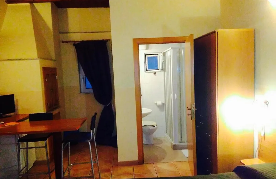 Corato room economy-1